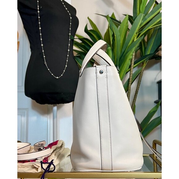 AUTHENTIC TORY BURCH WINTER WHITE LEATHER MILLER SHOULDER BAG WITH DETACHABLE ST - Picture 4 of 15